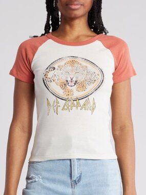 Vinyl Icons Def Leppard Graphic T-Shirt Raglan Sleeve Top Cream Size Large NEW